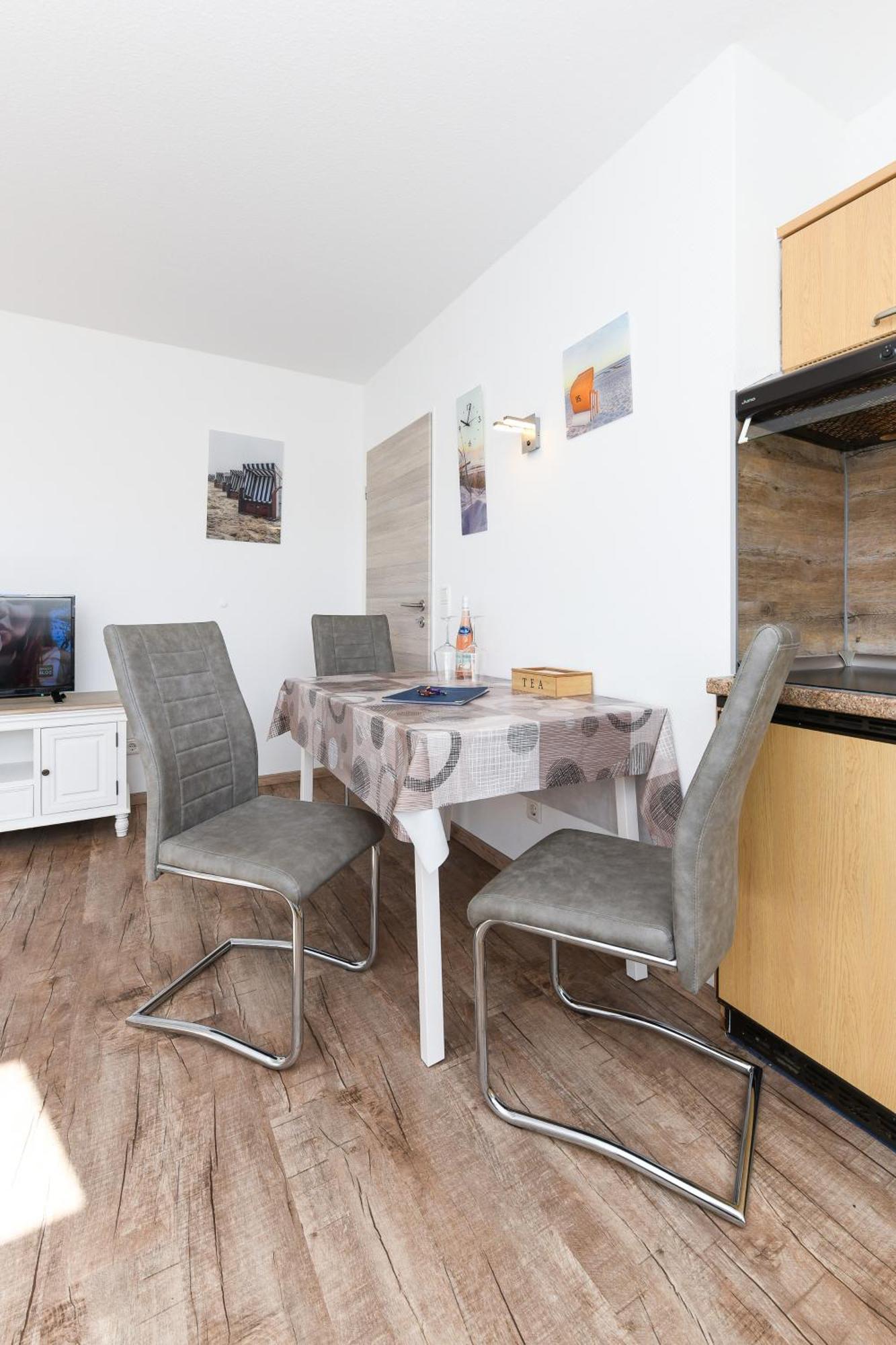 Ferienwohnung Haus Boje "Strandlaeufer" Neuharlingersiel Luaran gambar